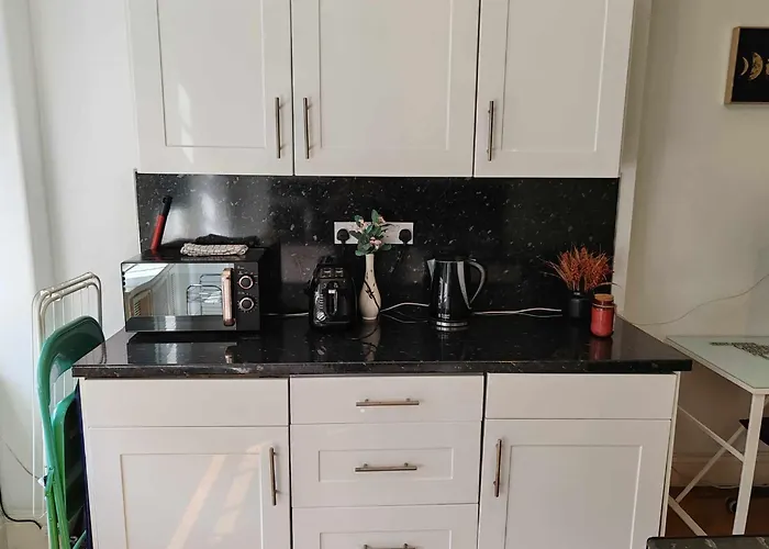 One Bedroom By Bayswater, Hyde Park