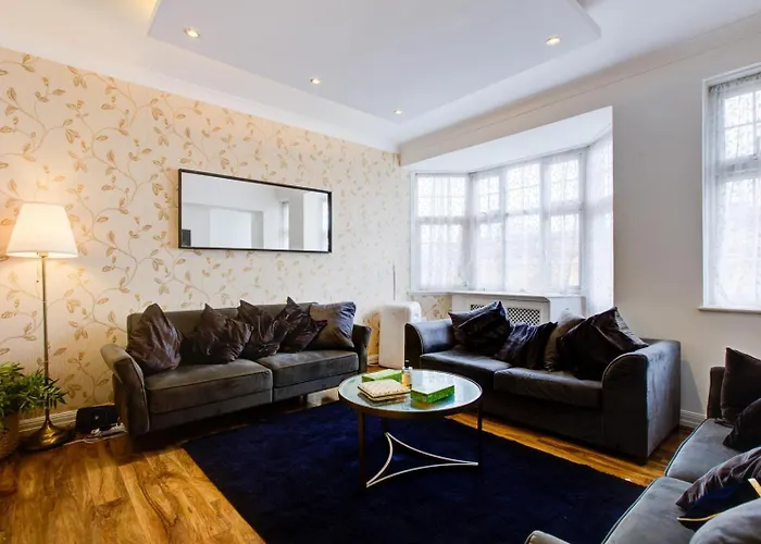 Knightsbridge Luxurious Residence - Facing Harrods