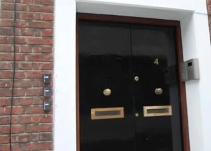 Apartasuites London Emerald