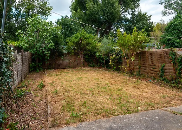 2 Bed, Wembley, Ealing, London