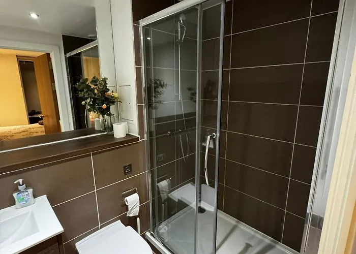 Apartamento Two Br Flat In Britannia Point Bp65 Londres
