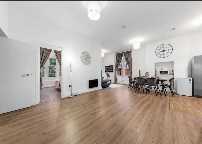 Majestic 2-Bedroom Flat In Knightsbridge-Hyde Park Kb70