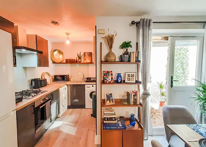 Stunning 2 Bedrooms