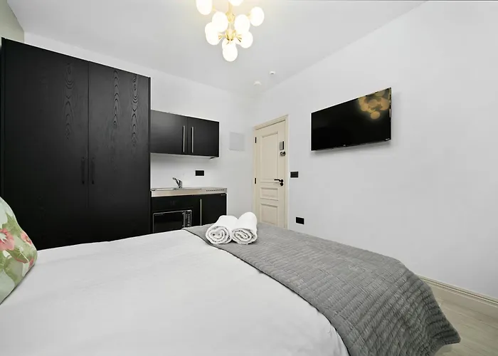 Nine Elms Urban Suites