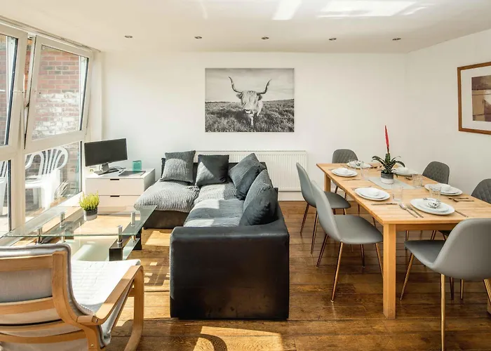 Hoxton Rooms - Homestay