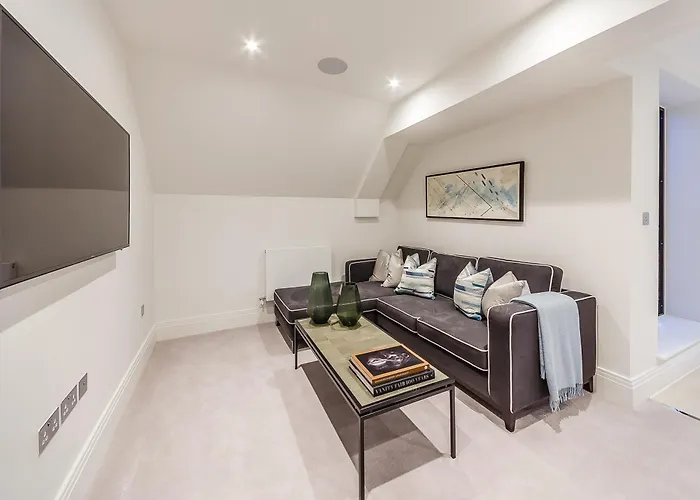 Palace Wharf Apartments London