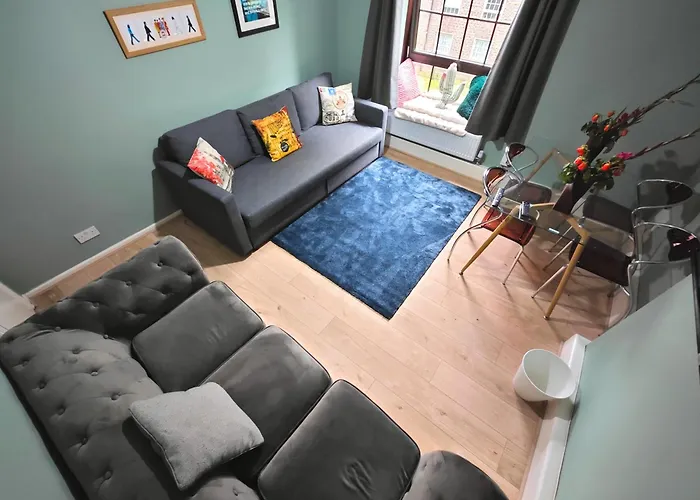 2 Bedroom Flat In Central - Old St - Zone 1