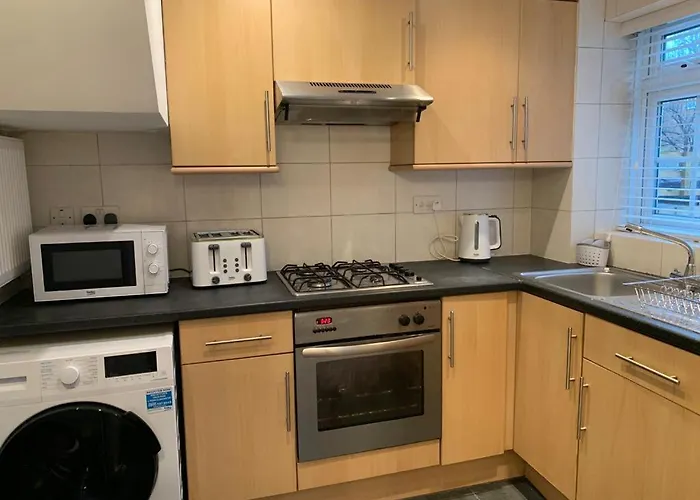 1-Bedroom In Balham With Free Parking - Near Tube Station
