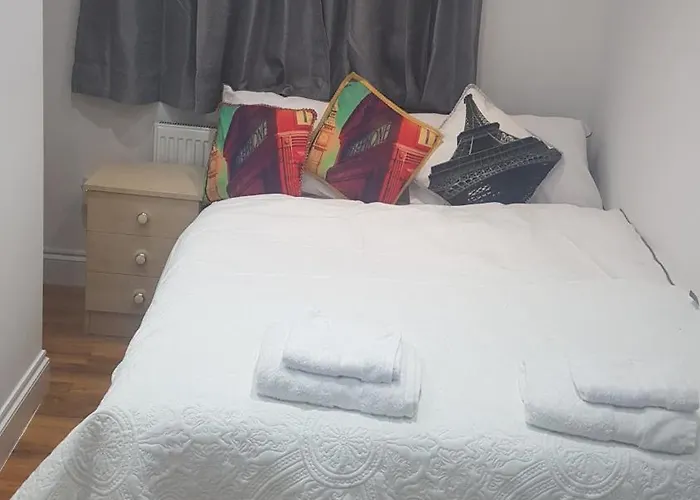 Cosy One Bedroom Flat In