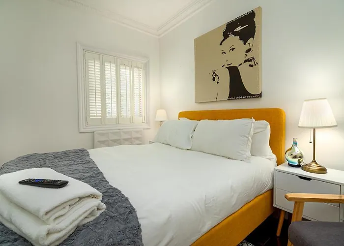 Camden Hub Apartment London