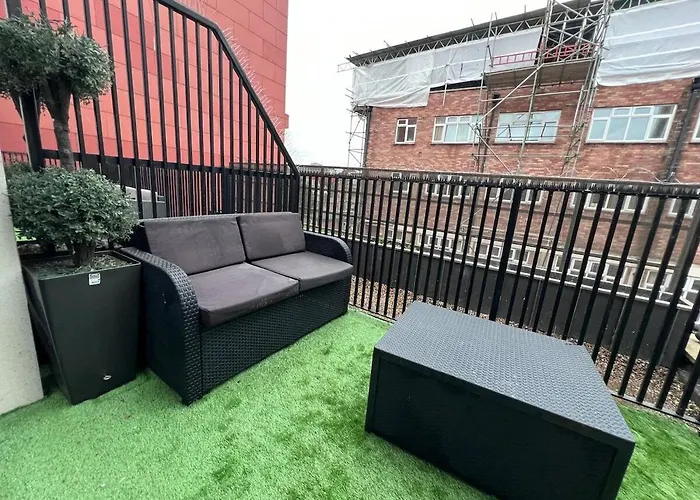 Aldgate Apartments Ft5