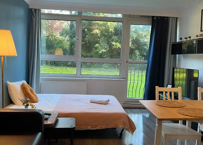 Charming Home On Abbey Road Near Baker Street In Central London