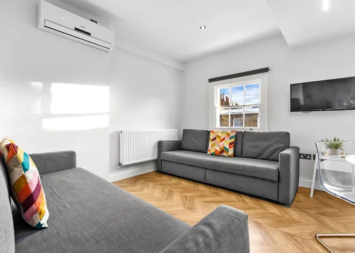 Stunning Hyde Park Apartments