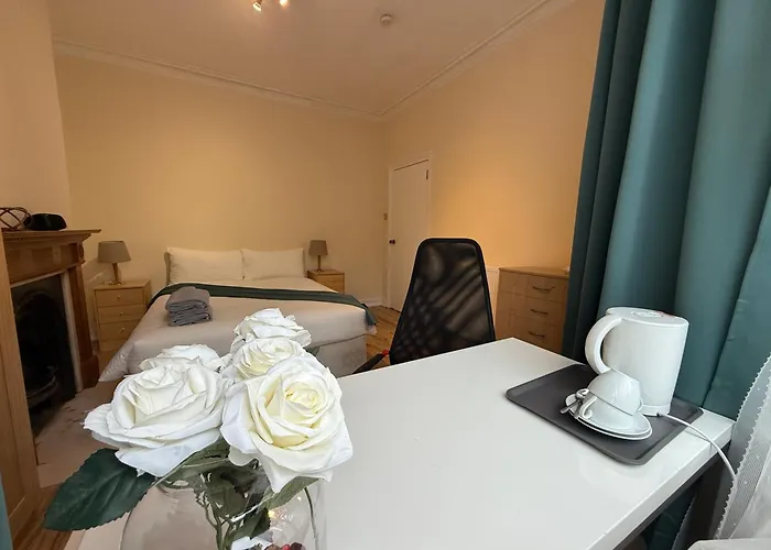 Affordable, Cozy And Beautiful Rooms In Hammersmith