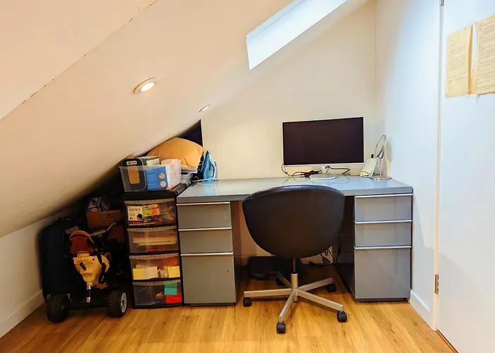 Double Bedrooms, Close To Tube Stations