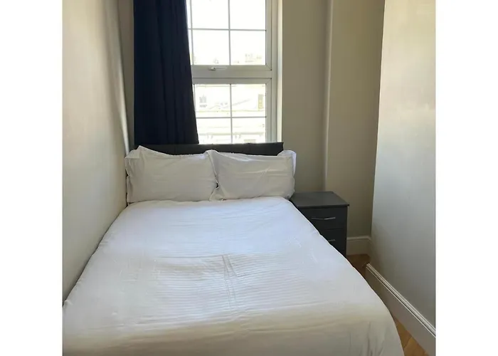 5Th Floor Modern Flat Near Edgware Road-F59 Apartment London