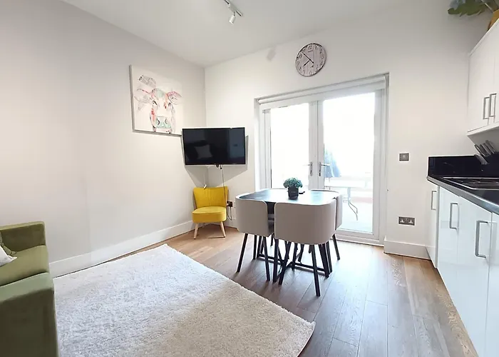 Roof Terrace 2Bed Property Camden Free Wifi