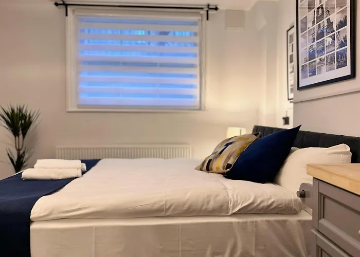 Camden Luxury Studio Flats And En-Suit Rooms London