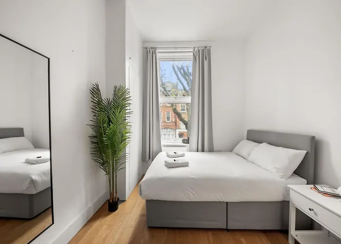Sg, Cosy Apartment In Paddington Central London