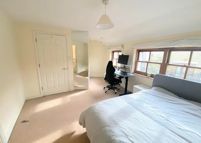 Homestay In City Of London - Putney