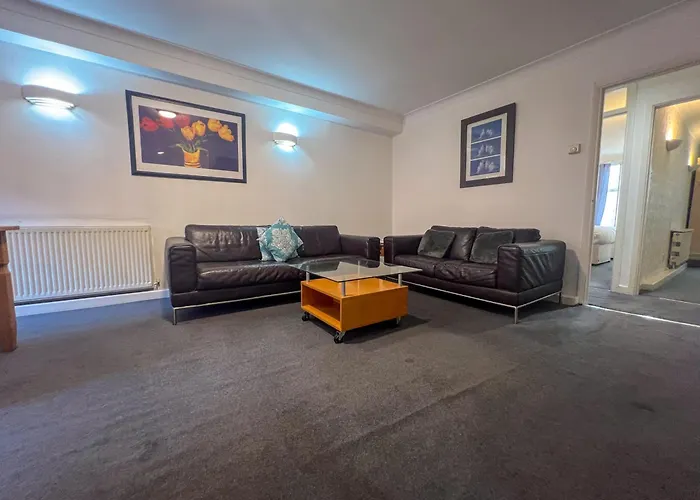 Old Apartment Collection In Prestigious Mayfair Location