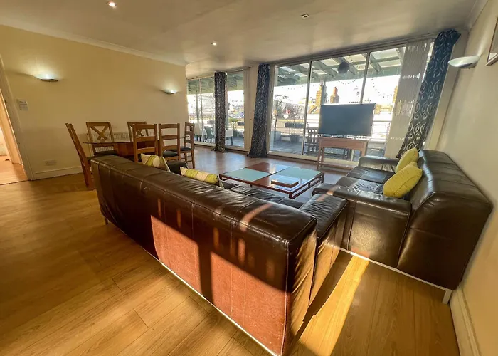 Old Apartment Collection In Prestigious Mayfair Location