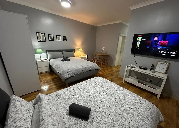 Central Ground Floor Studio