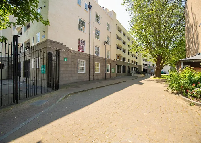Stylish Central Kings Cross 2 Bedroom Flat