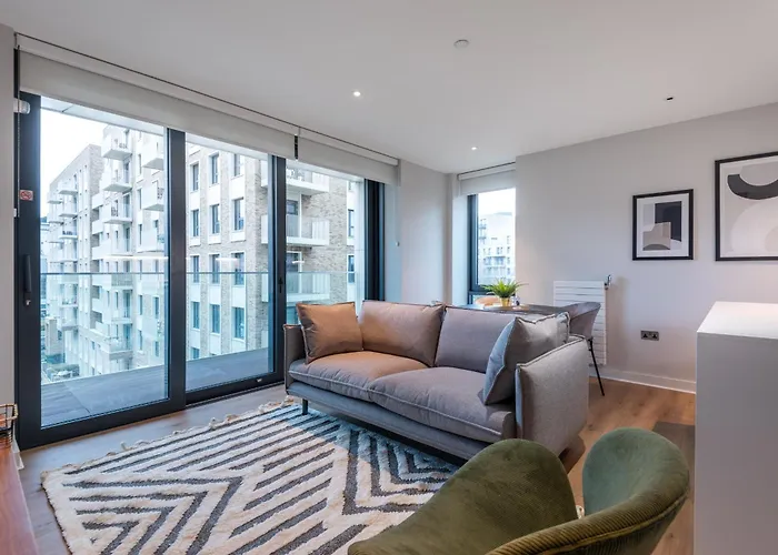 Alto Apartment Prime Location London