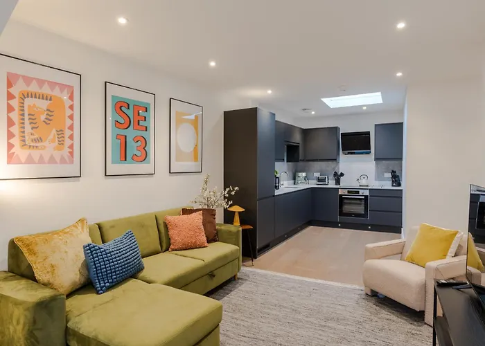 Cityscape Penthouse Ladywell