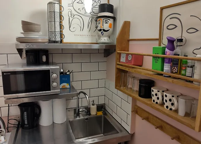 Tiny Space Central Zone 1