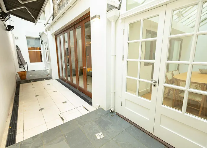 Luxury 2-Bed Kensington - Near Museums & Terrace