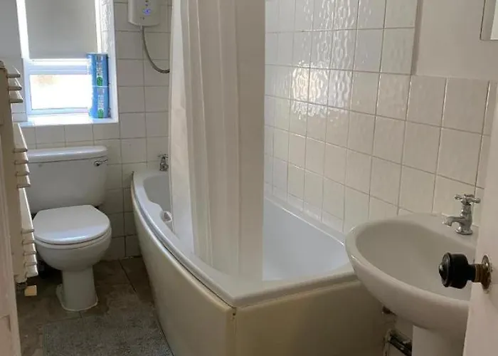 Cosy Covent Garden Central Apartment London