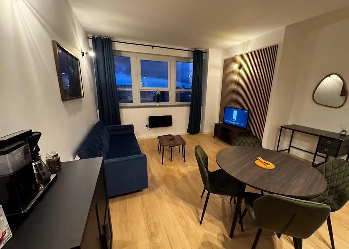 Modern 2 Bedroom 2 Bathroom Flat, Free Parking In Woolwich