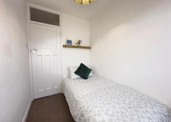 Cosy Home By Wembley Stadium London