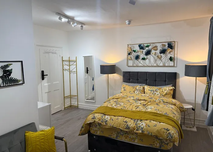Luxury Studio In Victoria, 7 Minutes Walk To Victoria Station, Room 8