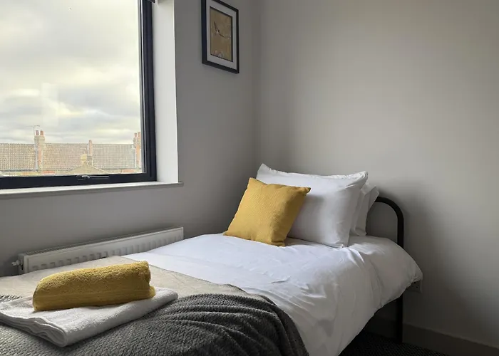Buxton Road Suites