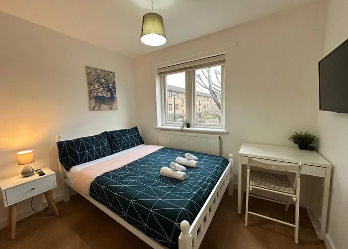 Comfortable Rooms Near City Of London