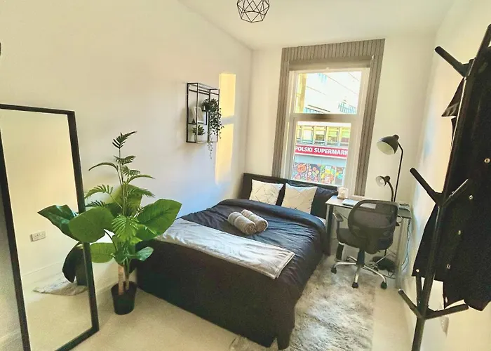 Modern Serviced Studio In London