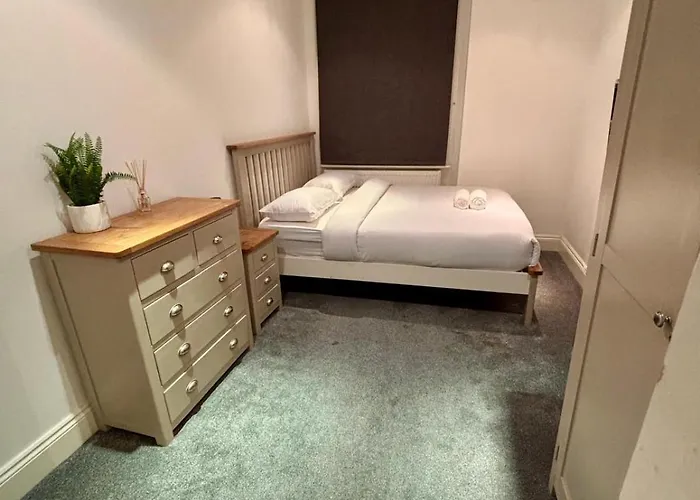 Sleep 12 In Brixton - 15 Mins From Station Bt4