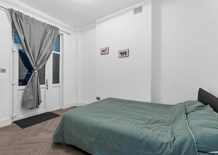 Luxury Apartment Tulse Hill London