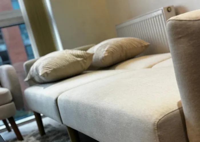 Entire Flat Excel, Ifs Clouds, O2 Arena, City Airport London