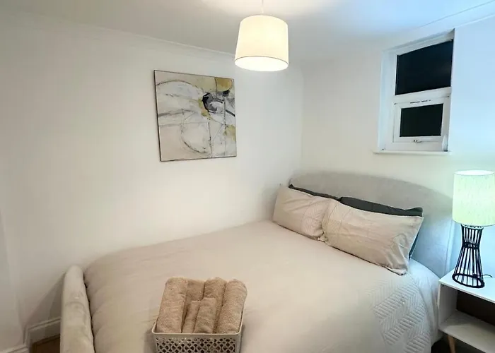 Cosy 1 Bedroom Flat In London