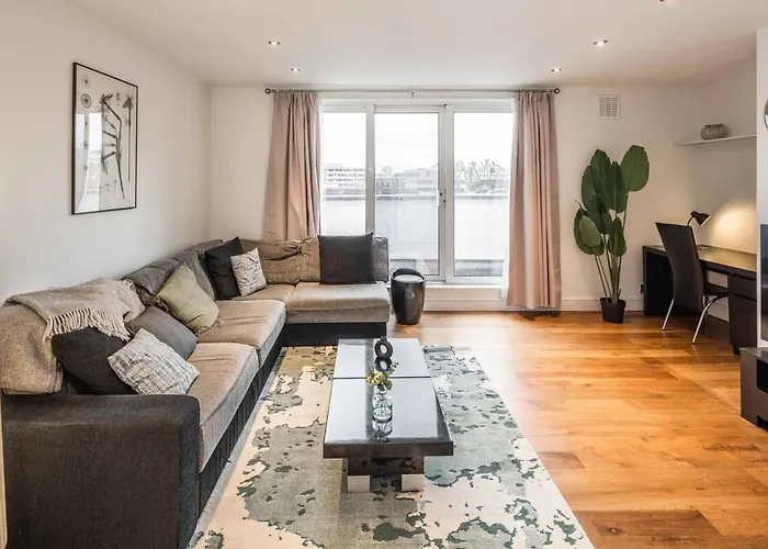 Duplex 3Bd 2 Bath - Paddington! Apartment London