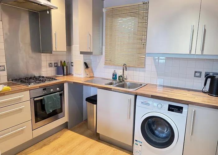 London Luxury Holiday Home B
