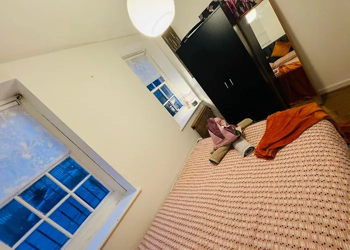 Cozy Family-Friendly 2 Bedroom Flat In Kingscross, St Pancras!