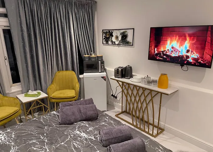Luxury Studio In Victoria, 7 Minutes Walk To Victoria Station, Room 4