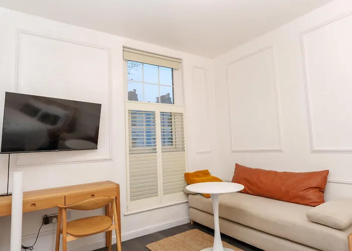 Studio in central London