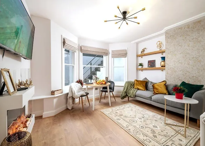 Niru Experience Urban Escape Retreat Apartment London