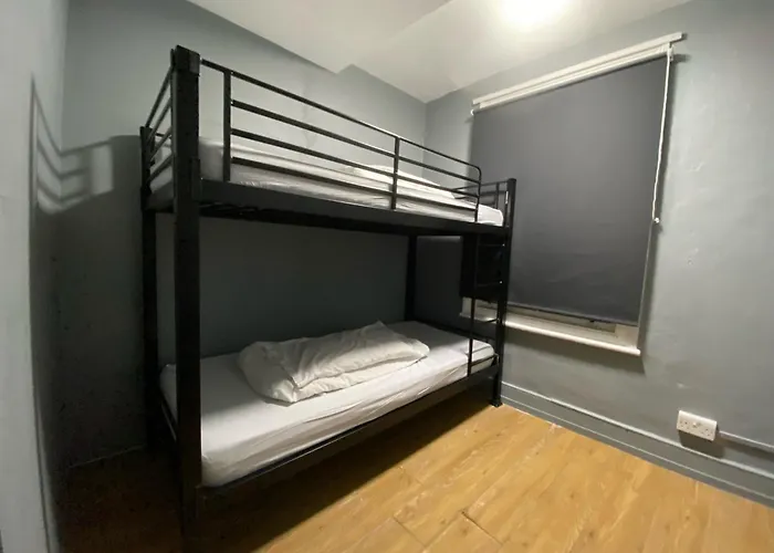Queen Elizabeth Hostel London